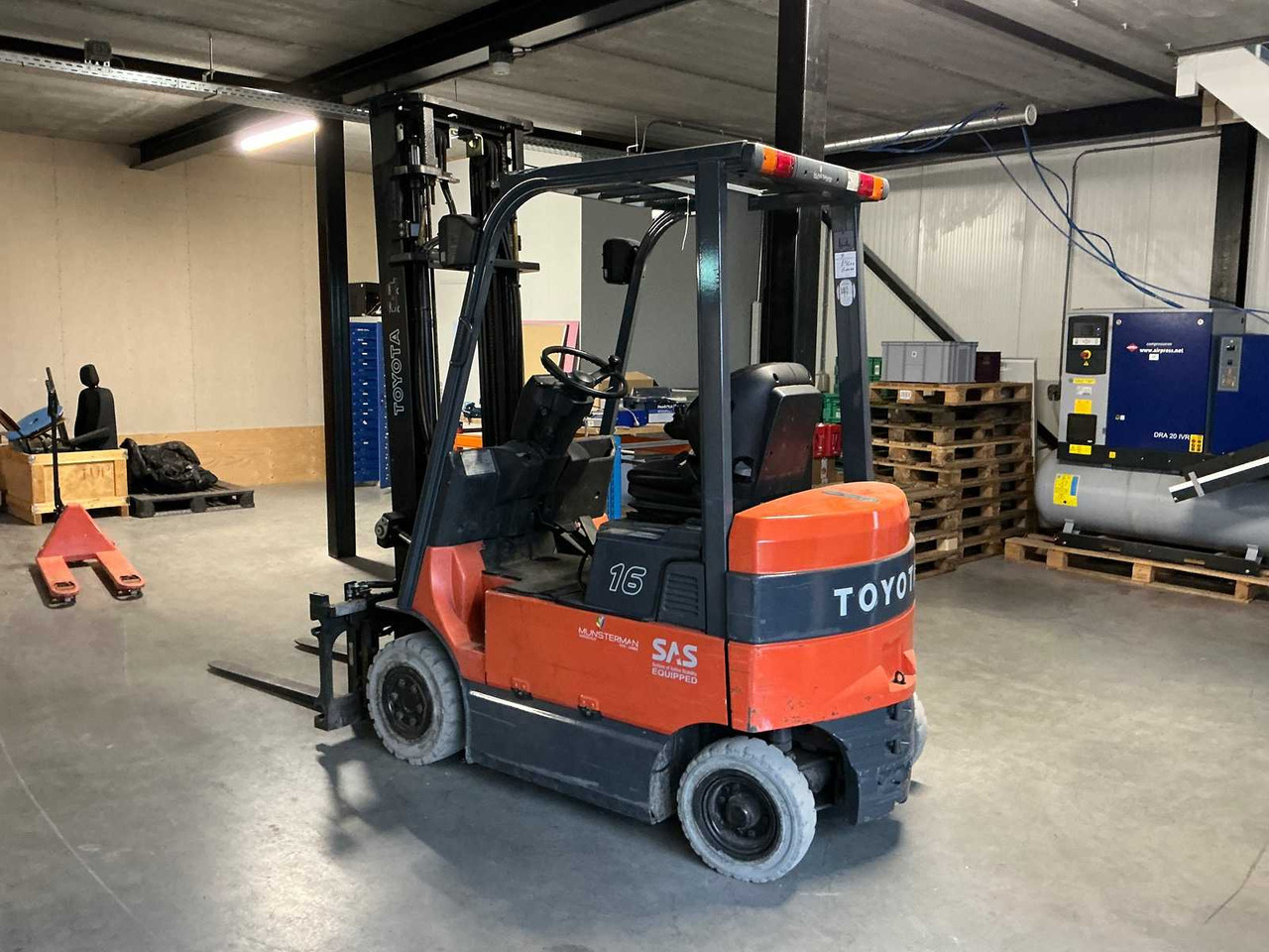 TOYOTA - 2005 - 7FBMF 16 - FORKLIFT - Vysokozdvižný vozík: obrázok 3 TOYOTA - 2005 - 7FBMF 16 - FORKLIFT - Vysokozdvižný vozík: obrázok 3
