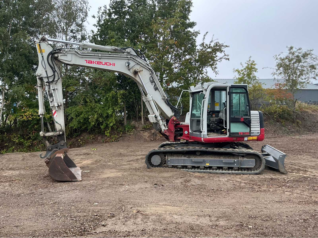 Takeuchi TB1140 - Pásové rýpadlo: obrázok 3 Takeuchi TB1140 - Pásové rýpadlo: obrázok 3