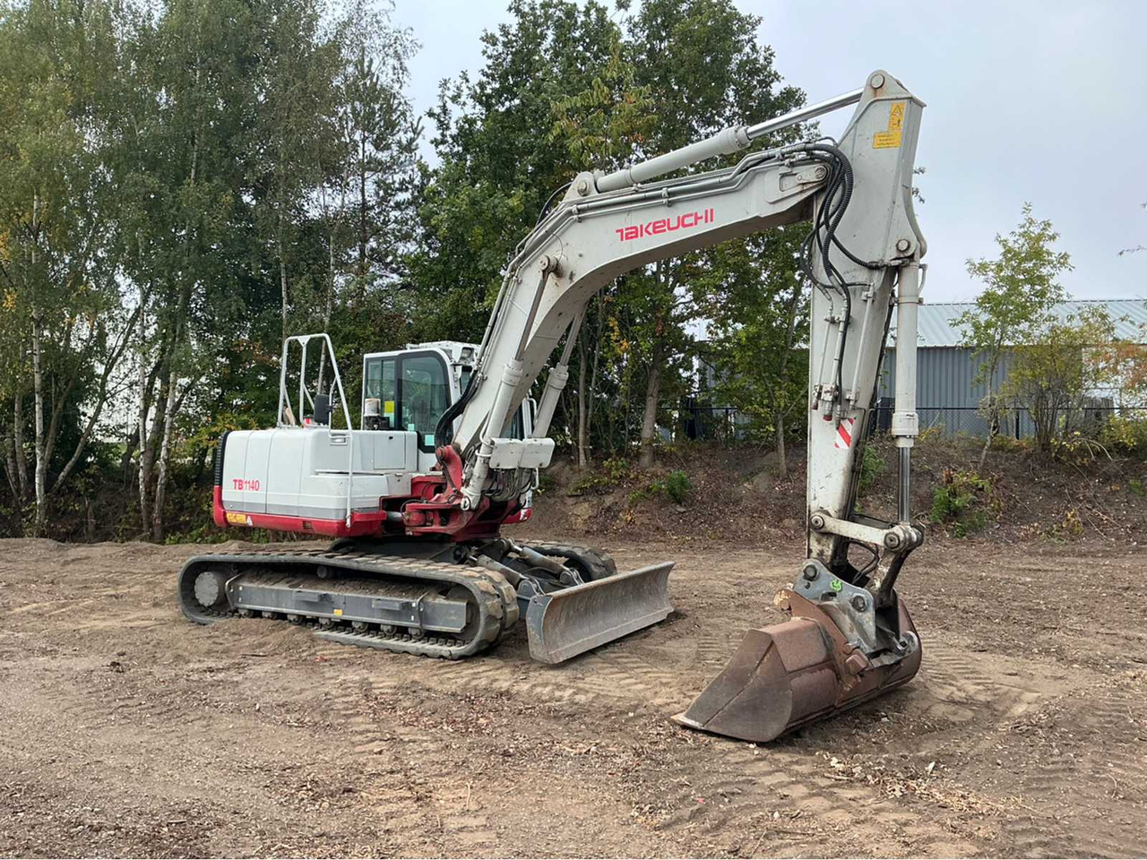 Takeuchi TB1140 - Pásové rýpadlo: obrázok 4 Takeuchi TB1140 - Pásové rýpadlo: obrázok 4