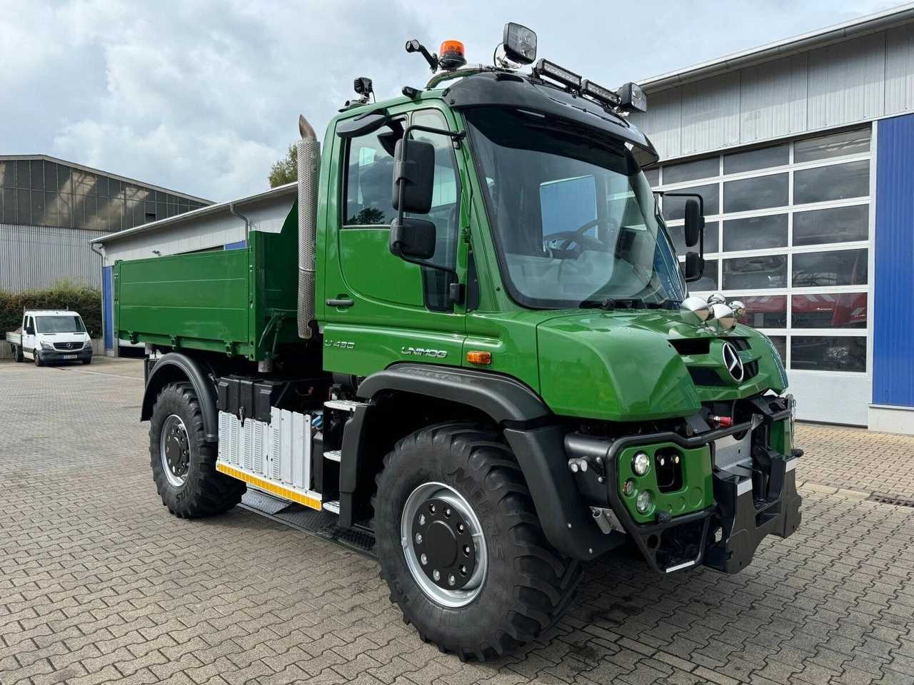 UNIMOG - 2018 - U430 - DUMPER - Mini damper: obrázok 2 UNIMOG - 2018 - U430 - DUMPER - Mini damper: obrázok 2