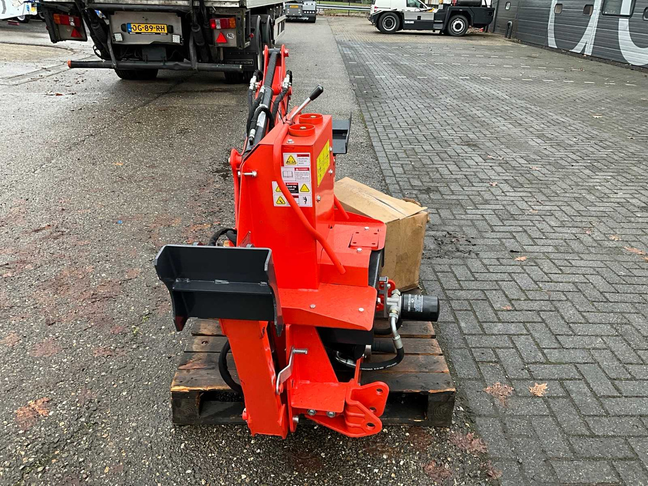 UNUSED AGMA BHM-175 ATTACHMENT STICK - Rýpadlo-nakladač: obrázok 4 UNUSED AGMA BHM-175 ATTACHMENT STICK - Rýpadlo-nakladač: obrázok 4