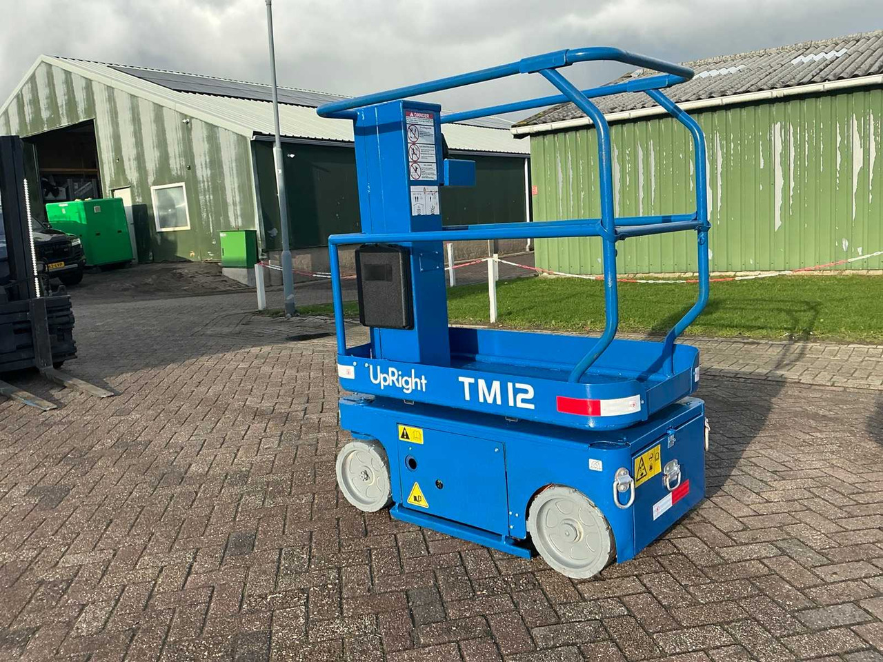 Pracovná plošina UPRIGHT TM12 AERIAL WORK PLATFORM: obrázok 8