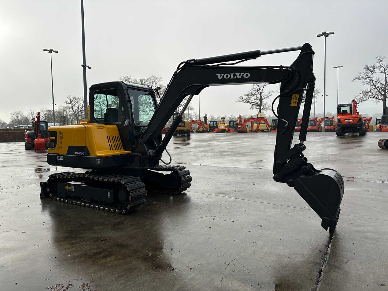 VOLVO - 2019 - EC55D - MIDI EXCAVATOR - Rýpadlo: obrázok 4 VOLVO - 2019 - EC55D - MIDI EXCAVATOR - Rýpadlo: obrázok 4