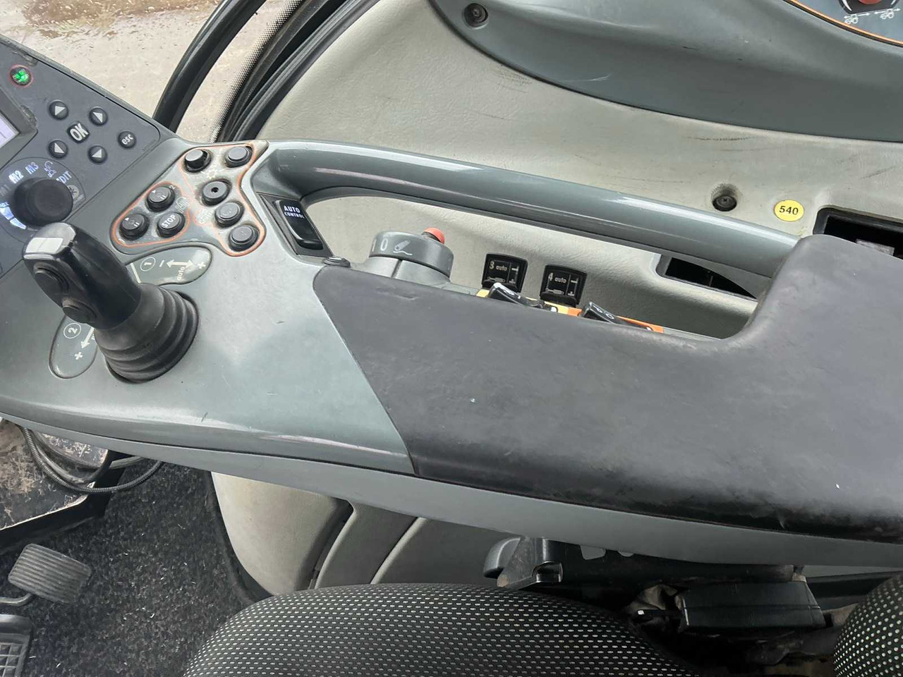 Traktor Valtra T163: obrázok 28