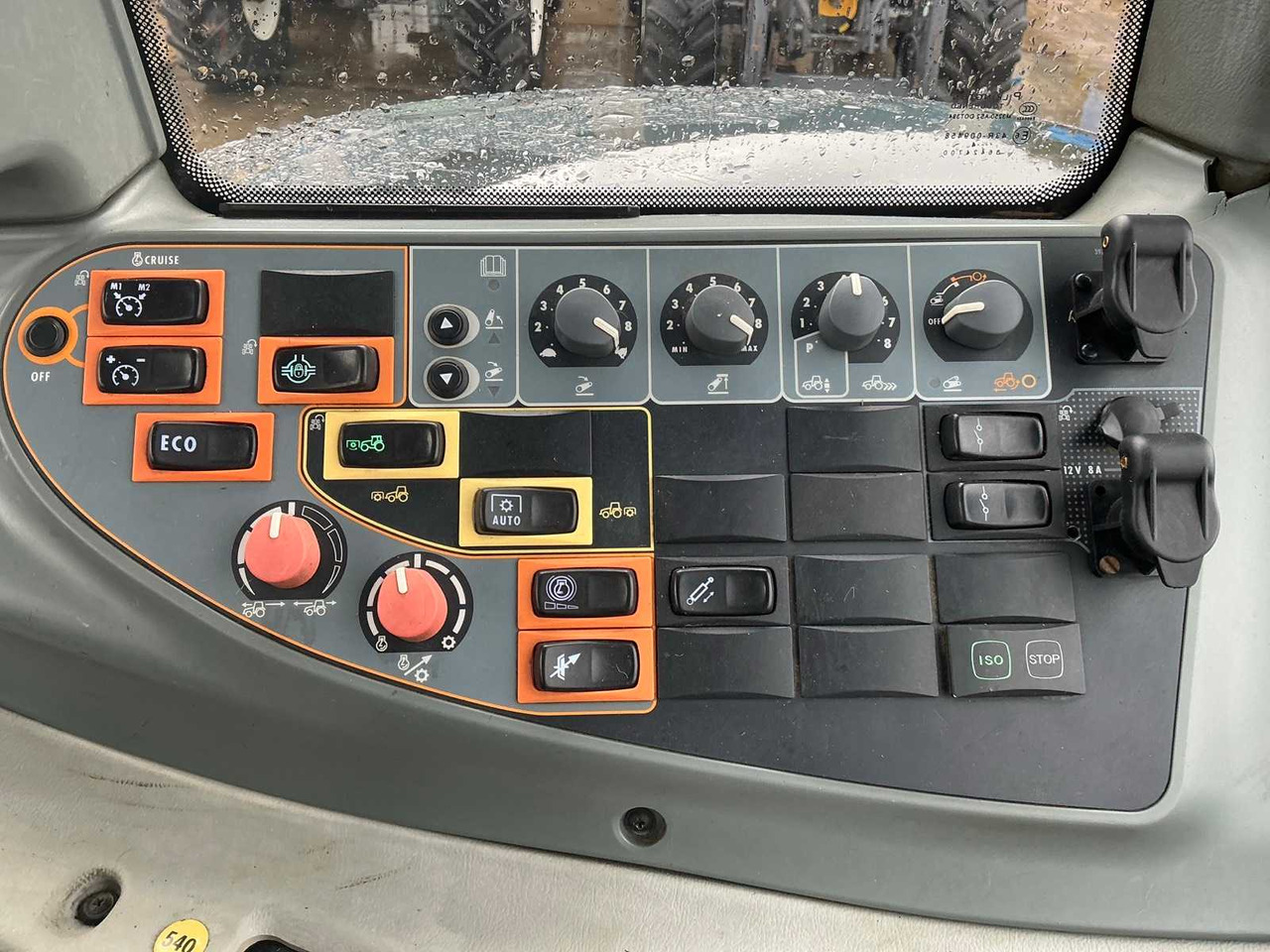 Traktor Valtra T163: obrázok 23