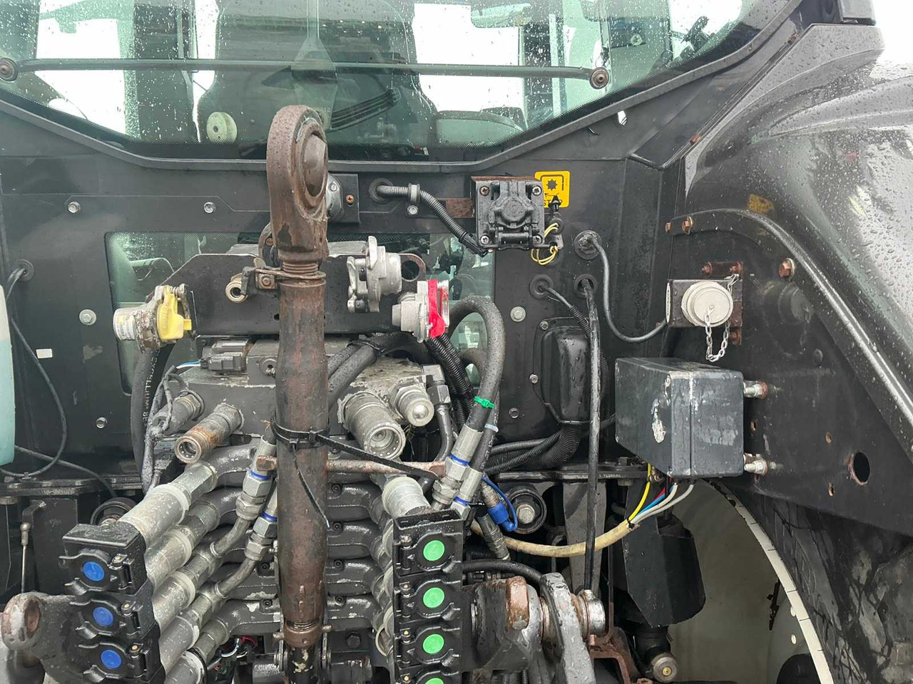 Traktor Valtra T163: obrázok 12