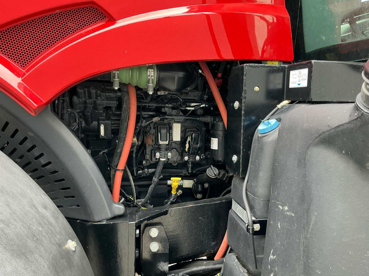 Traktor Versatile 315 HP: obrázok 34 Traktor Versatile 315 HP: obrázok 34