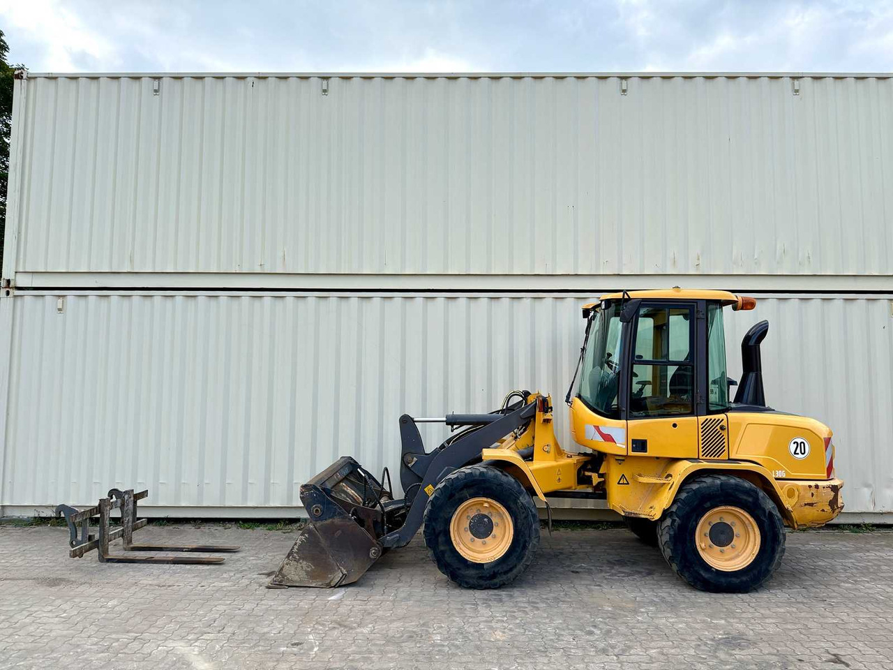 Volvo L30G - Kolesový nakladač: obrázok 3 Volvo L30G - Kolesový nakladač: obrázok 3