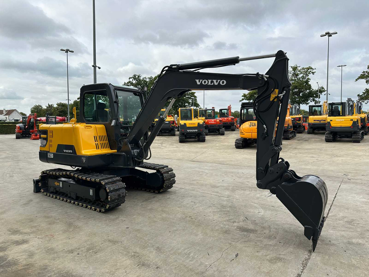 Volvo VOLVO - 2017 - EC55D - MIDI EXCAVATOR - Pásové rýpadlo: obrázok 3 Volvo VOLVO - 2017 - EC55D - MIDI EXCAVATOR - Pásové rýpadlo: obrázok 3