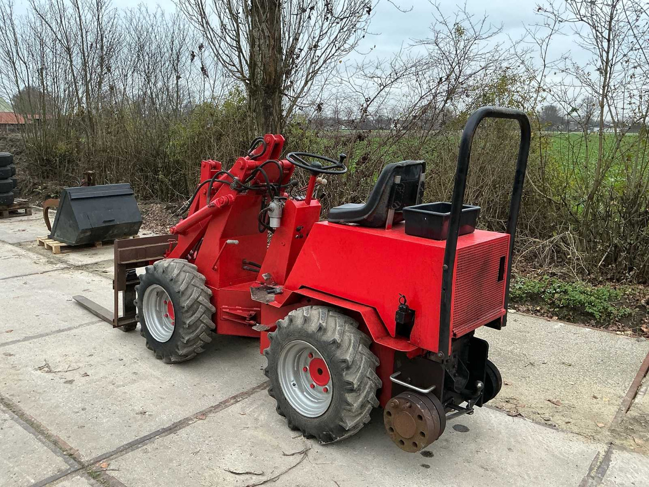 WEIDEMANN 917 SHOVEL - BUCKET - FORKS AND CLAMP - Kolesový nakladač: obrázok 3 WEIDEMANN 917 SHOVEL - BUCKET - FORKS AND CLAMP - Kolesový nakladač: obrázok 3