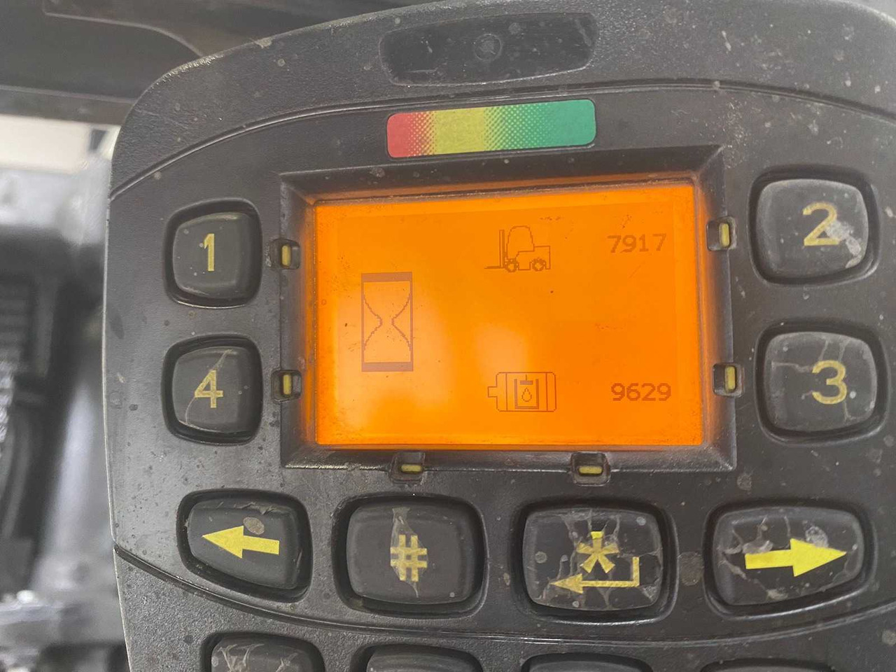 YALE - 2013 - ERP 35 VL - FORKLIFT TRIPLEX - FREELIFT - SIDESHIFT - Vysokozdvižný vozík: obrázok 4 YALE - 2013 - ERP 35 VL - FORKLIFT TRIPLEX - FREELIFT - SIDESHIFT - Vysokozdvižný vozík: obrázok 4