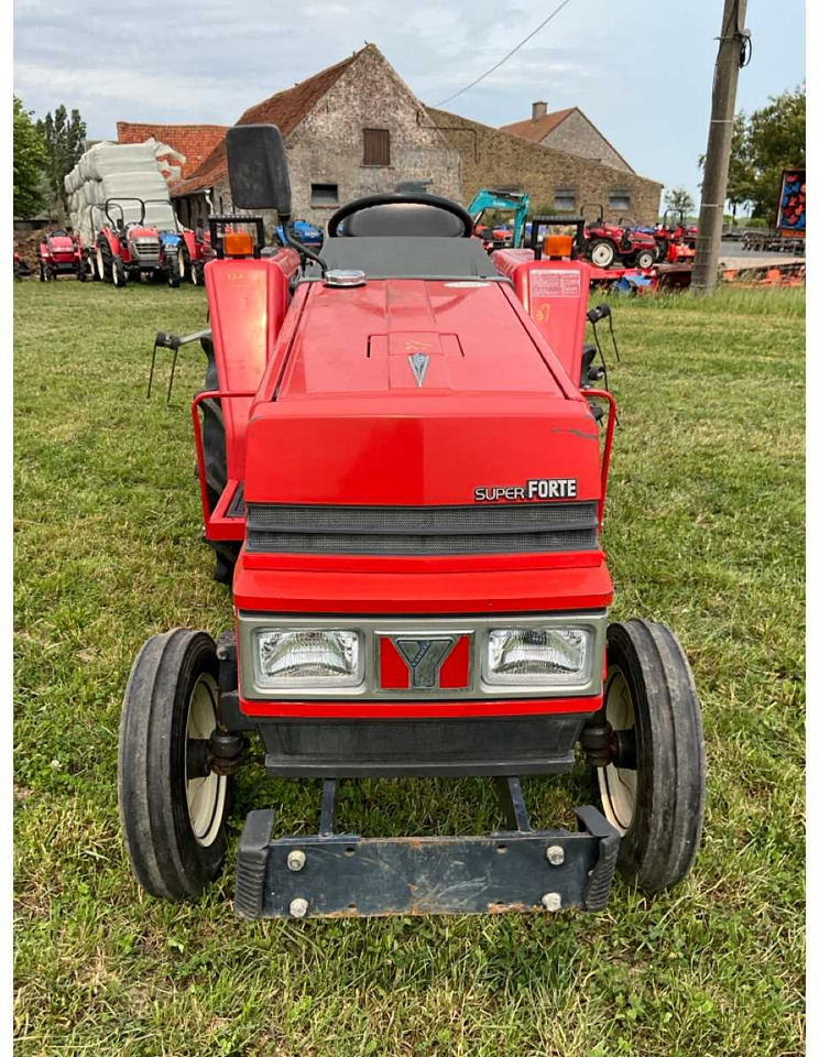 Yanmar F215 - Kompaktný traktor: obrázok 2 Yanmar F215 - Kompaktný traktor: obrázok 2