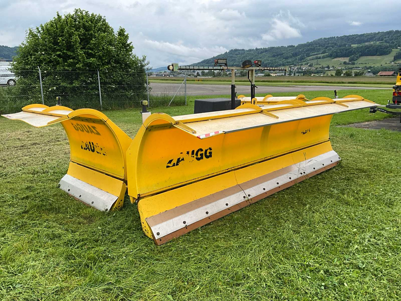 Zaungast SP3000-750–5––07 - Pluh: obrázok 1 Zaungast SP3000-750–5––07 - Pluh: obrázok 1