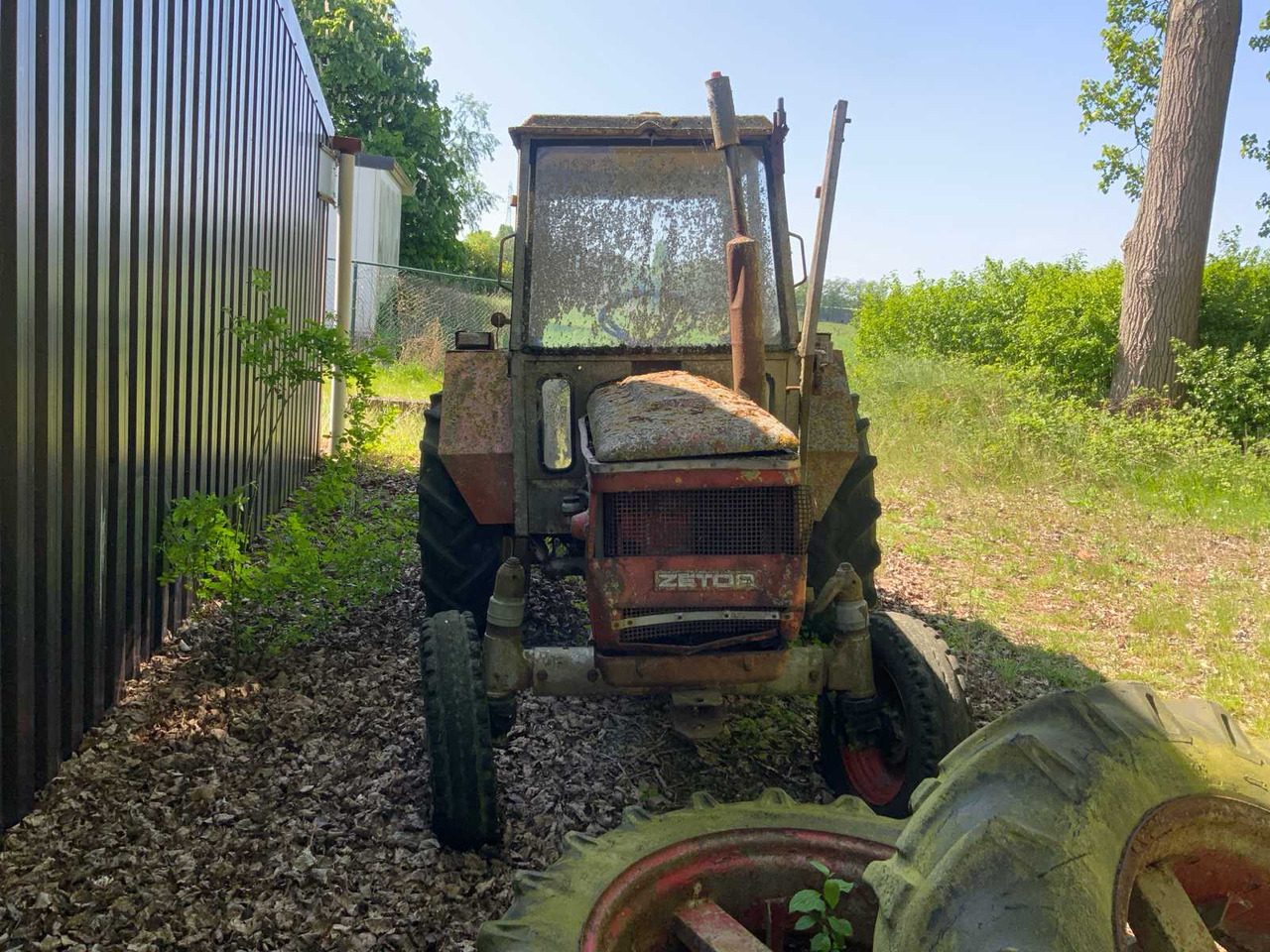 Zetor 4718 - Traktor: obrázok 2 Zetor 4718 - Traktor: obrázok 2