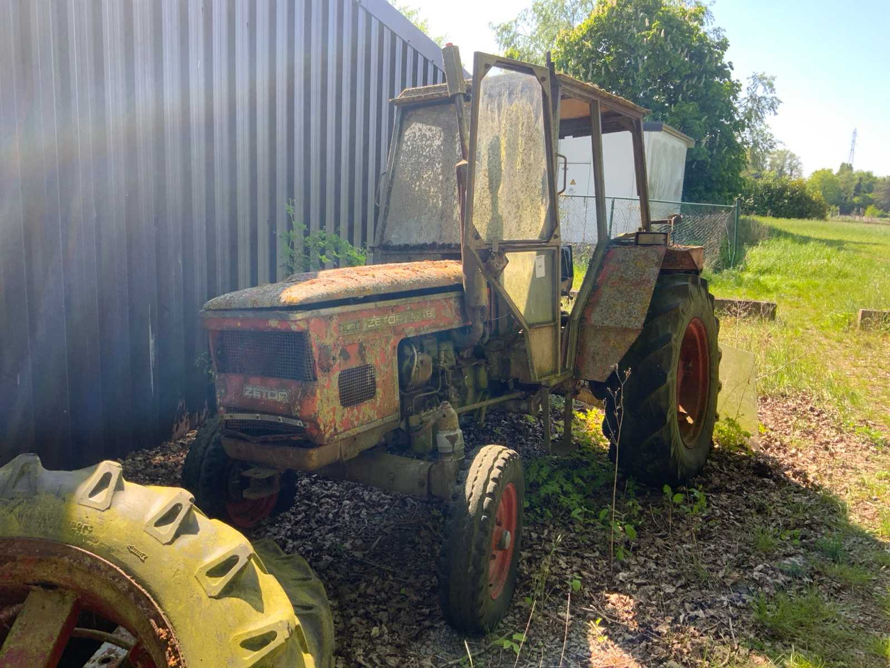 Zetor 4718 - Traktor: obrázok 1 Zetor 4718 - Traktor: obrázok 1