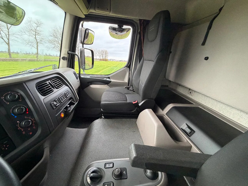 Plachtové nákladné vozidlo DAF CF 320 LF320.19. EURO6. 2021. 760x248x270: obrázok 17 Plachtové nákladné vozidlo DAF CF 320 LF320.19. EURO6. 2021. 760x248x270: obrázok 17