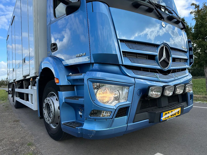 Mercedes-Benz Antos ANTOS 1924L EURO6. 2017. Geisoleerde opbouw 610x244x238 - Chladirenské nákladné vozidlo: obrázok 2 Mercedes-Benz Antos ANTOS 1924L EURO6. 2017. Geisoleerde opbouw 610x244x238 - Chladirenské nákladné vozidlo: obrázok 2