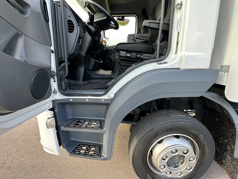 Mercedes-Benz Atego ATEGO 1318L - Skříňový nákladní auto: obrázok 5 Mercedes-Benz Atego ATEGO 1318L - Skříňový nákladní auto: obrázok 5