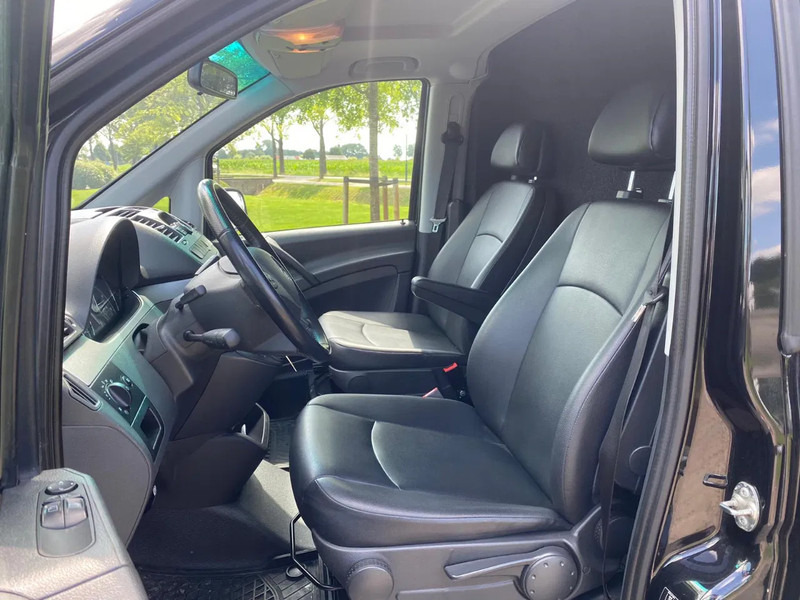 Mercedes-Benz Vito V6 6-Cilinder 2014. 79210km. - Malá dodávka: obrázok 5 Mercedes-Benz Vito V6 6-Cilinder 2014. 79210km. - Malá dodávka: obrázok 5