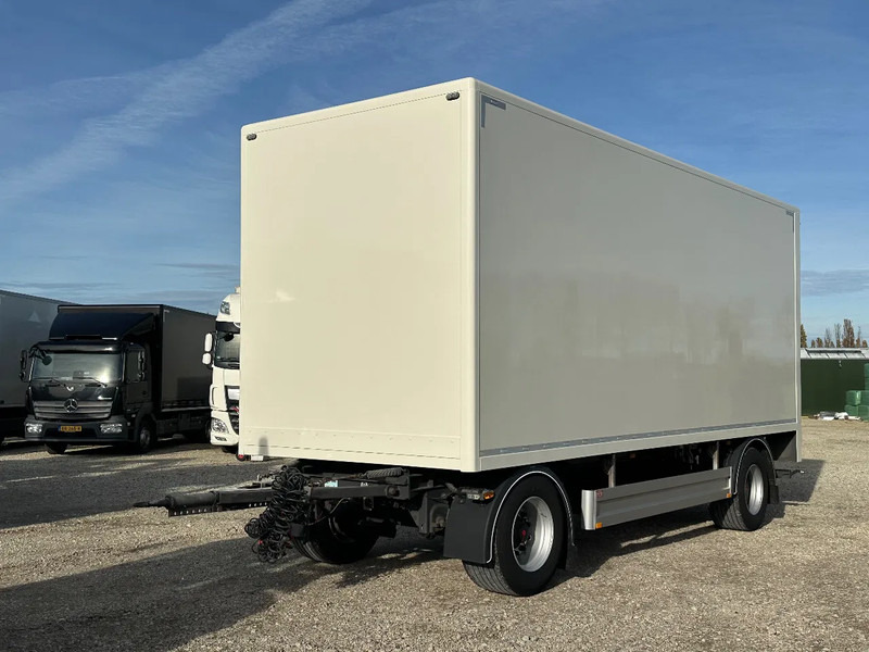 Pacton PACTON GESLOTEN AANHANGER MET LAADKLEP - Príves skriňové: obrázok 1 Pacton PACTON GESLOTEN AANHANGER MET LAADKLEP - Príves skriňové: obrázok 1