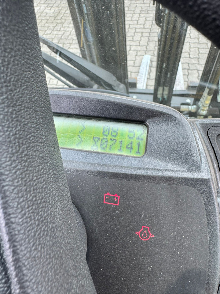 Hyster H2.5FT - Dieselový vysokozdvižný vozík: obrázok 2 Hyster H2.5FT - Dieselový vysokozdvižný vozík: obrázok 2