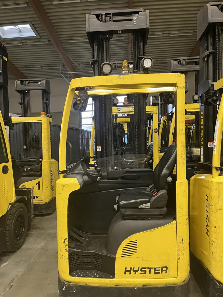 Hyster R1.6 - Skladový zakladač: obrázok 1 Hyster R1.6 - Skladový zakladač: obrázok 1
