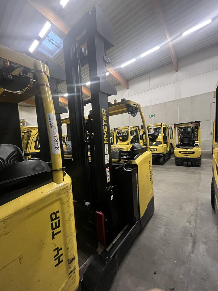 Hyster R1.6 - Skladový zakladač: obrázok 2 Hyster R1.6 - Skladový zakladač: obrázok 2