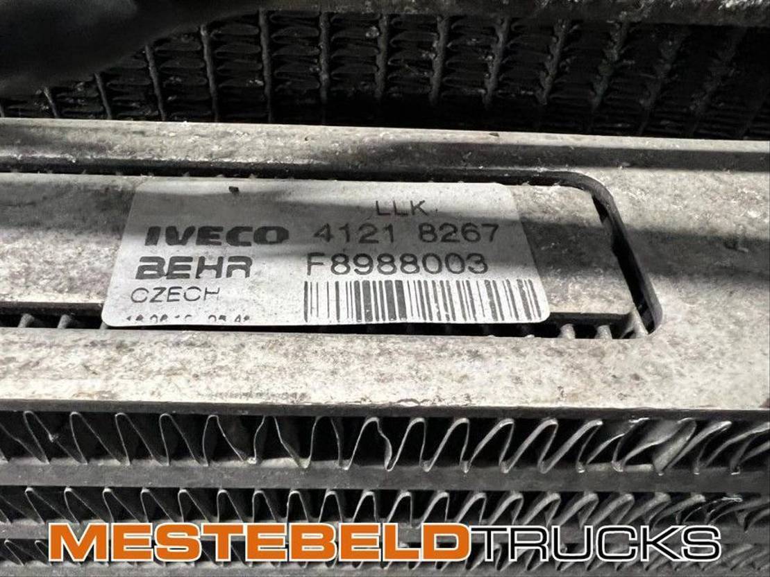 Iveco Radiateur en intercooler - Chladiaci systém pre Nákladné auto: obrázok 3 Iveco Radiateur en intercooler - Chladiaci systém pre Nákladné auto: obrázok 3