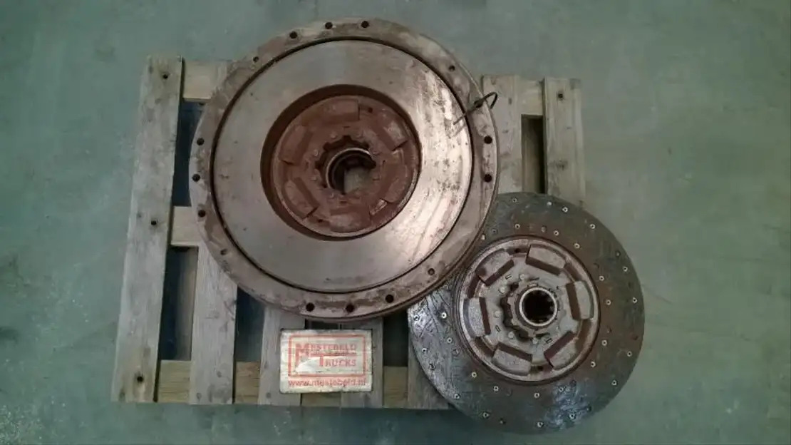 MAN Koppeling + Koppelingsplaat - Prevodovka a diely pre Nákladné auto: obrázok 1 MAN Koppeling + Koppelingsplaat - Prevodovka a diely pre Nákladné auto: obrázok 1