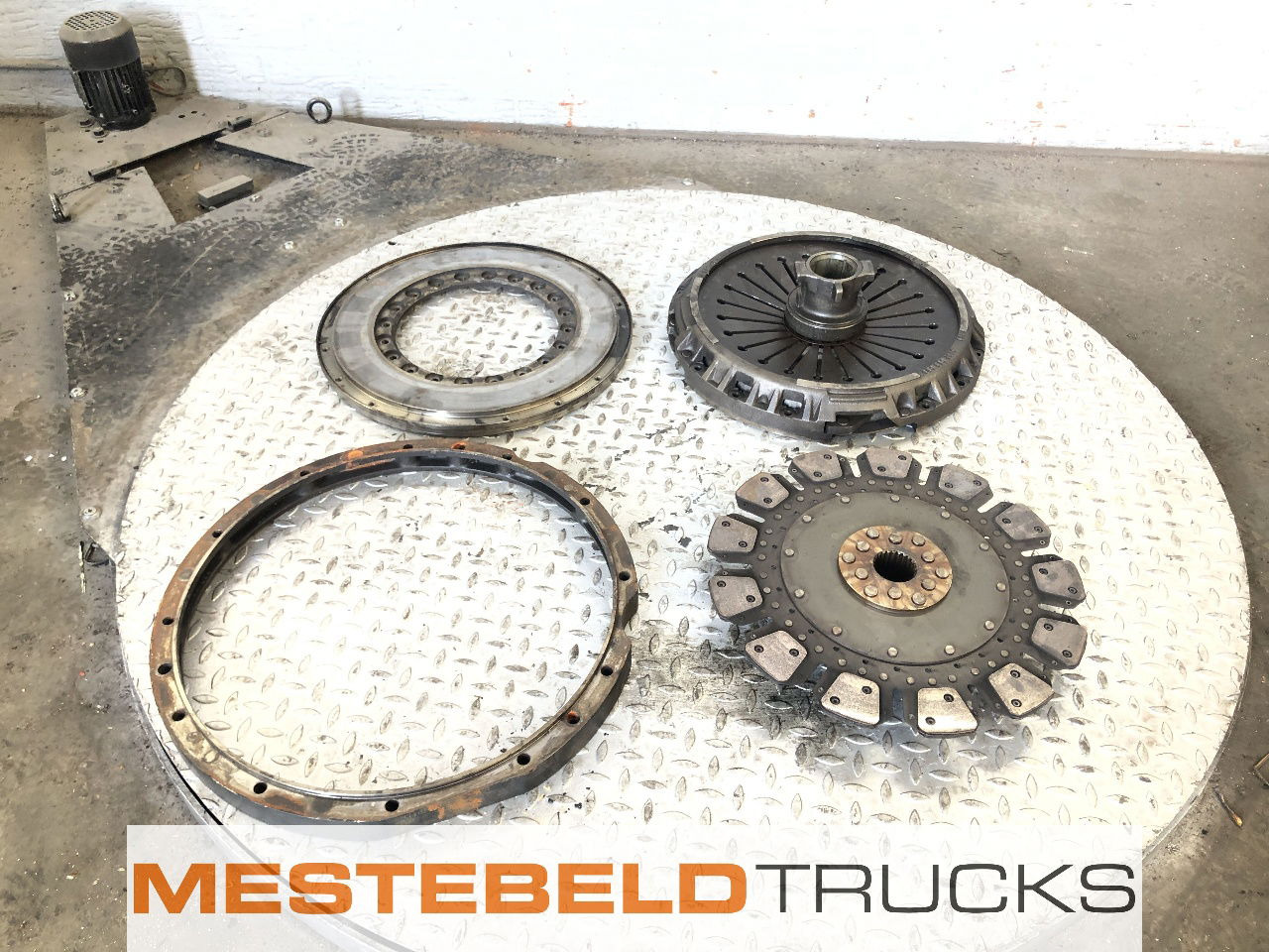 MAN Koppelingsset WSK 440 - Spojka a diely pre Nákladné auto: obrázok 1 MAN Koppelingsset WSK 440 - Spojka a diely pre Nákladné auto: obrázok 1