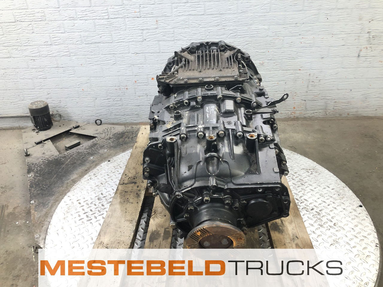 MAN Versnellingsbak 12TC 2740 TO - Prevodovka a diely pre Nákladné auto: obrázok 4 MAN Versnellingsbak 12TC 2740 TO - Prevodovka a diely pre Nákladné auto: obrázok 4