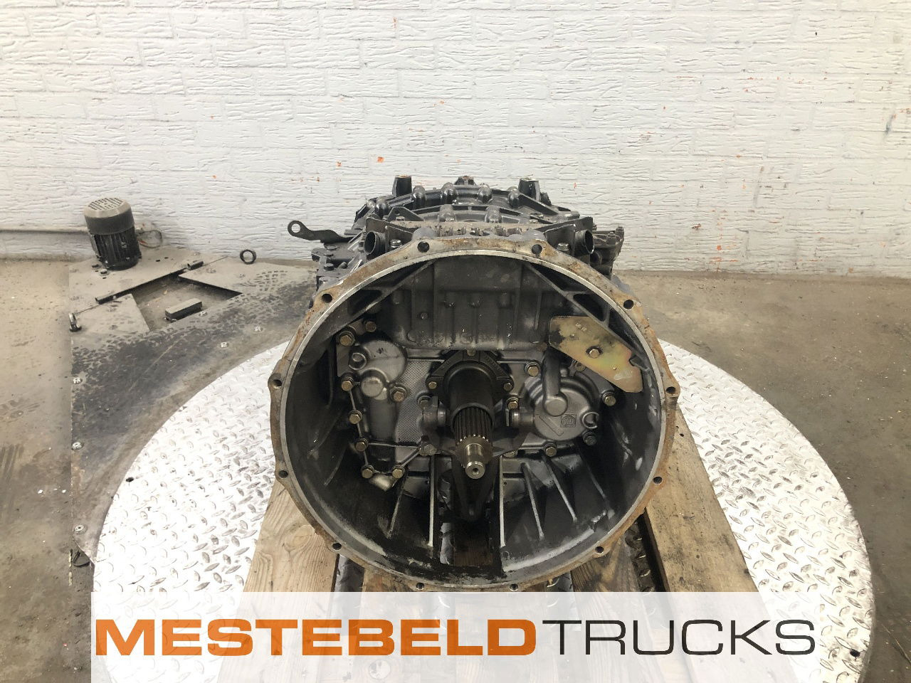 MAN Versnellingsbak 12TC 2740 TO - Prevodovka a diely pre Nákladné auto: obrázok 2 MAN Versnellingsbak 12TC 2740 TO - Prevodovka a diely pre Nákladné auto: obrázok 2
