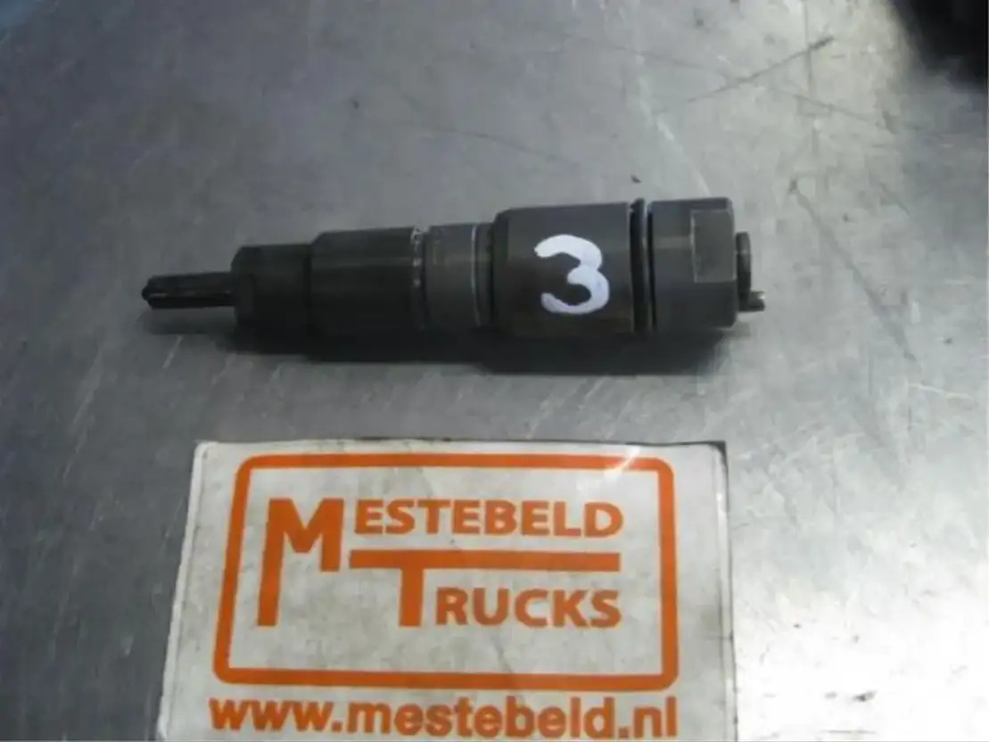 Mercedes-Benz Injector Atego - Vstrekovač pre Nákladné auto: obrázok 1 Mercedes-Benz Injector Atego - Vstrekovač pre Nákladné auto: obrázok 1