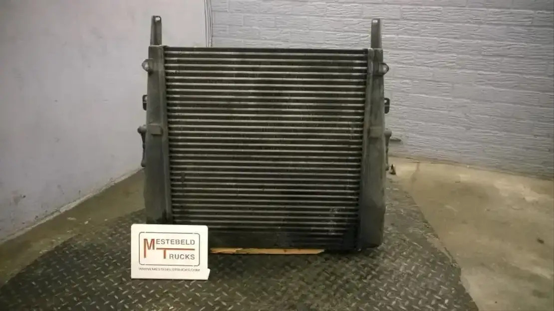 Mercedes-Benz Intercooler Econic - Chladiaci systém pre Nákladné auto: obrázok 1 Mercedes-Benz Intercooler Econic - Chladiaci systém pre Nákladné auto: obrázok 1