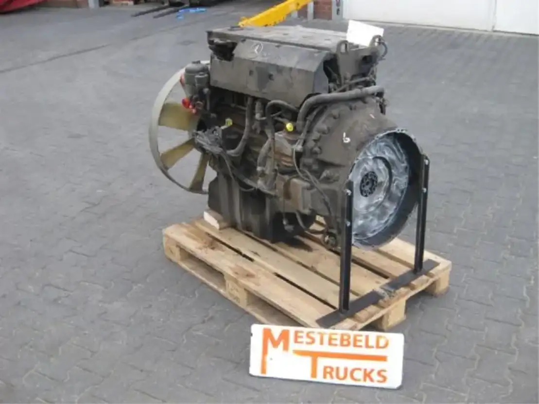 Mercedes-Benz OM 906 LA - Motor pre Nákladné auto: obrázok 1 Mercedes-Benz OM 906 LA - Motor pre Nákladné auto: obrázok 1
