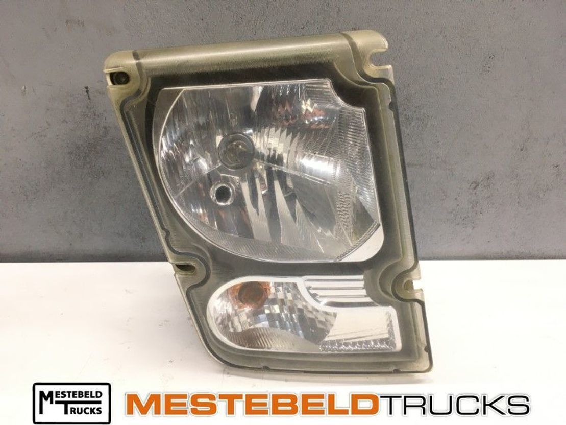 Volvo Koplamp rechts - Svetlomety pre Nákladné auto: obrázok 1 Volvo Koplamp rechts - Svetlomety pre Nákladné auto: obrázok 1