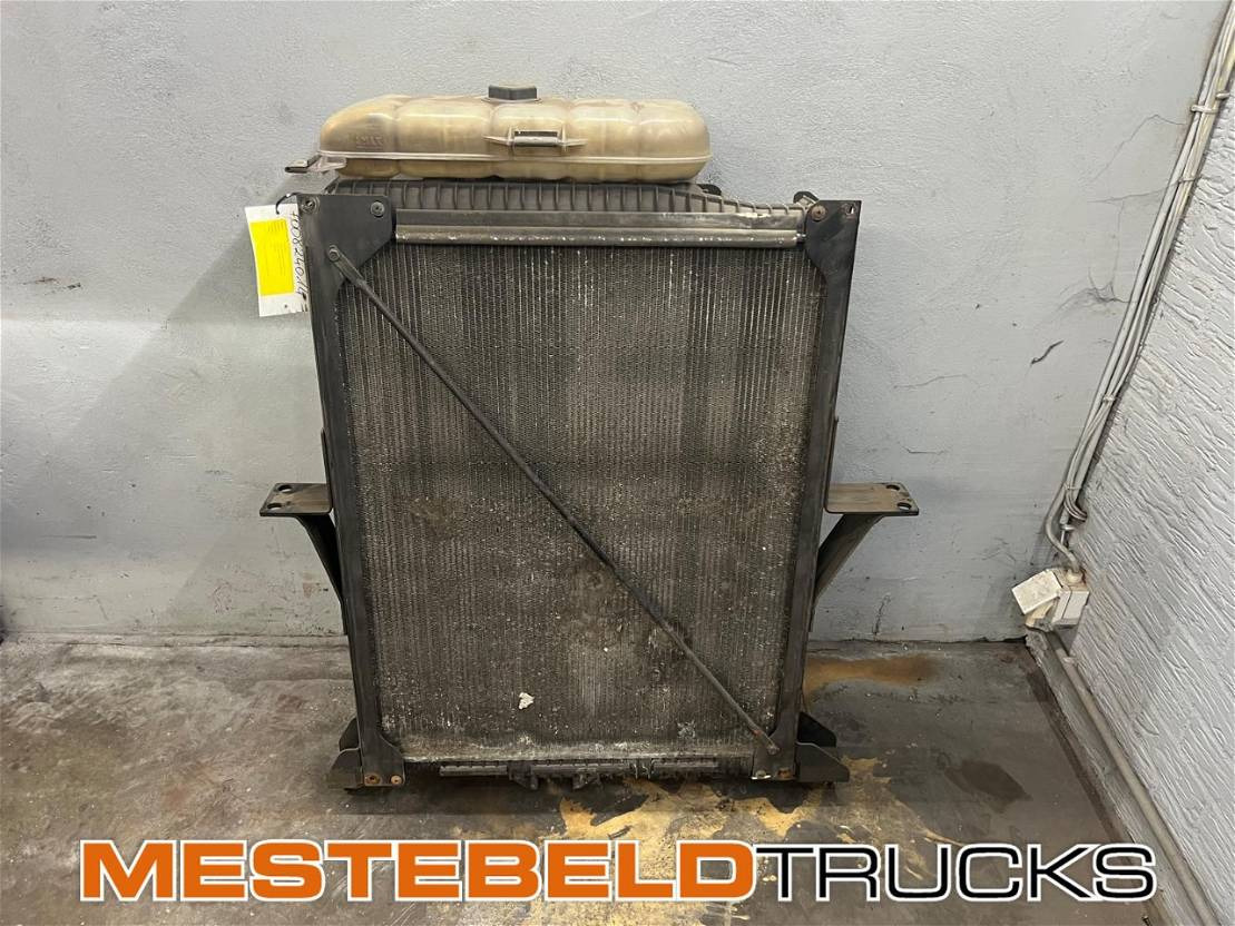 Volvo Radiateur  - Chladiaci systém pre Nákladné auto: obrázok 1 Volvo Radiateur  - Chladiaci systém pre Nákladné auto: obrázok 1