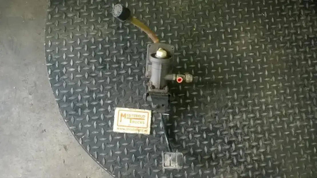 Volvo Remventiel en rempedaal  - Diely bŕzd pre Nákladné auto: obrázok 1 Volvo Remventiel en rempedaal  - Diely bŕzd pre Nákladné auto: obrázok 1