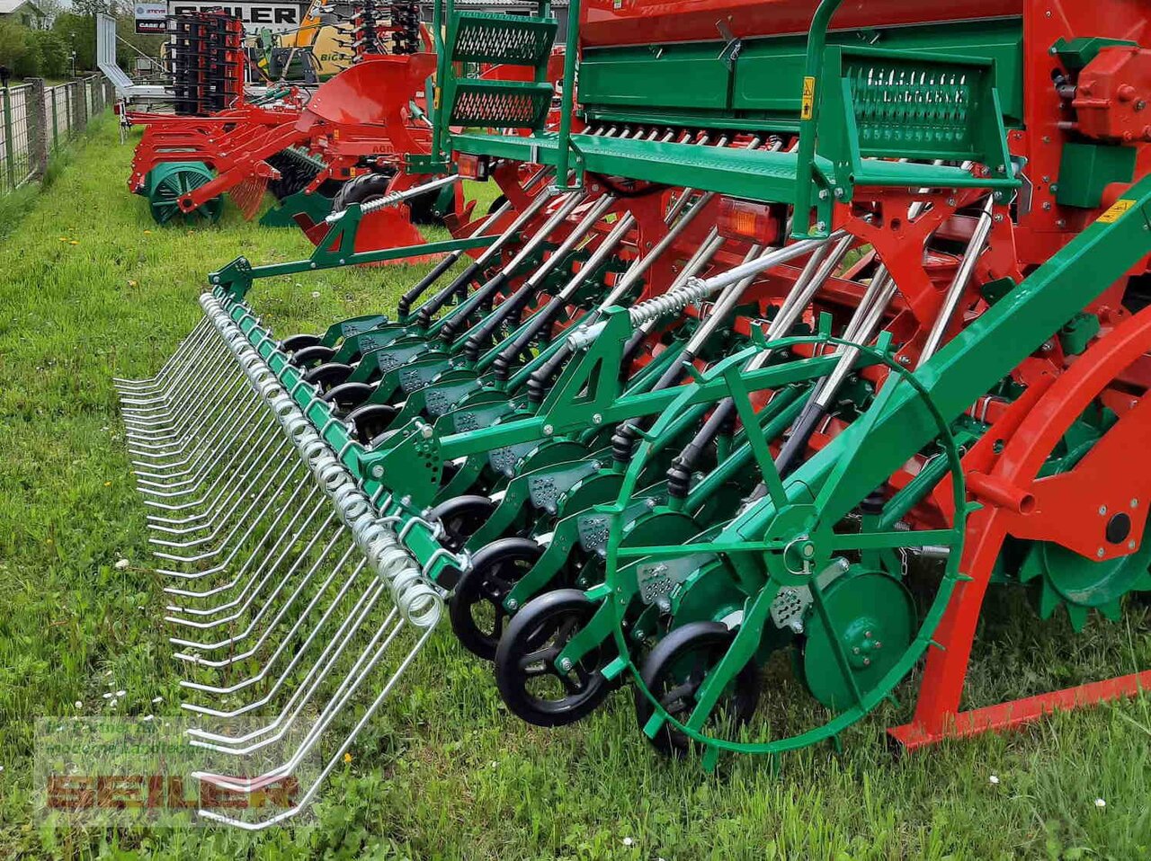 Agro-Masz ANA 30 + SN 300 - Modulárny sejací stroj: obrázok 2 Agro-Masz ANA 30 + SN 300 - Modulárny sejací stroj: obrázok 2