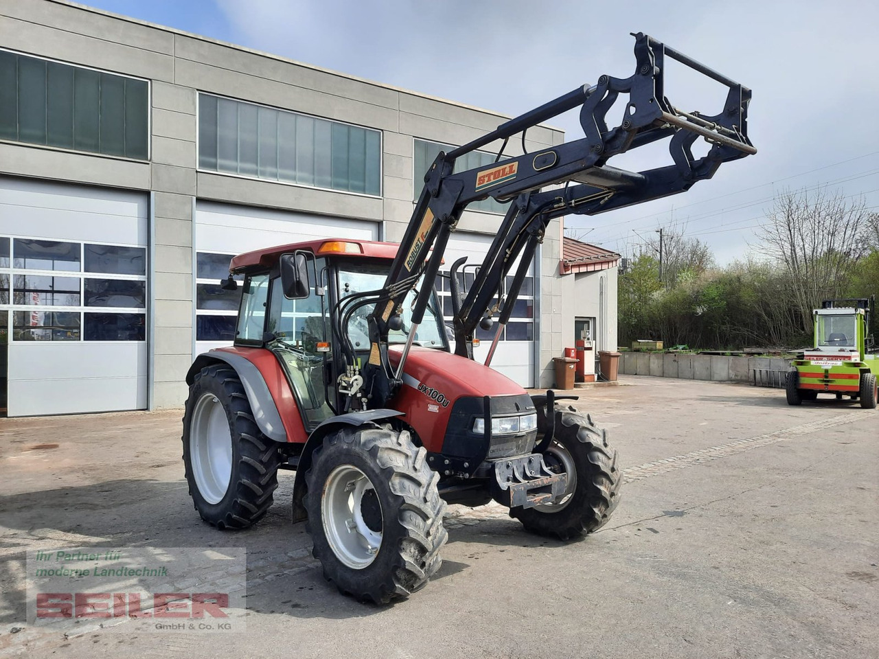 Case IH JX 100 U - Traktor: obrázok 1 Case IH JX 100 U - Traktor: obrázok 1