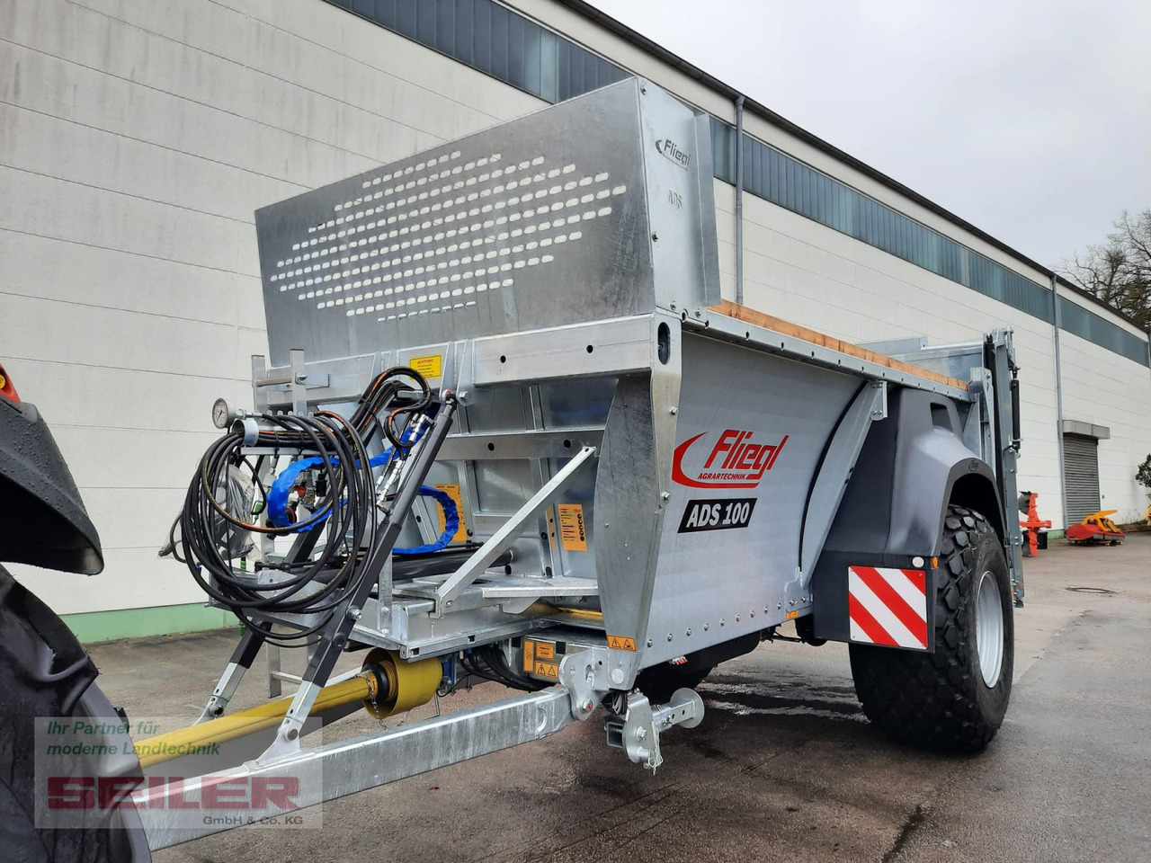 Fliegl ADS 100 Einachs 9m³ - Rozmetadlo hnoja: obrázok 2 Fliegl ADS 100 Einachs 9m³ - Rozmetadlo hnoja: obrázok 2