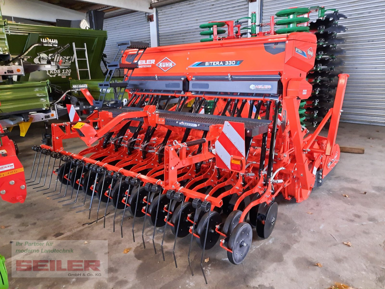Kuhn HR 304 + Sitera 330-20E - Modulárny sejací stroj: obrázok 3 Kuhn HR 304 + Sitera 330-20E - Modulárny sejací stroj: obrázok 3