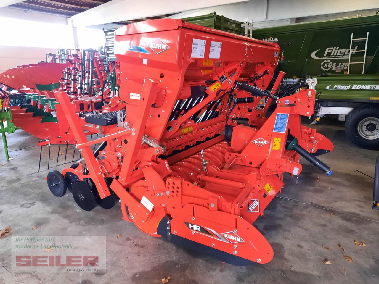 Kuhn HR 304 + Sitera 330-20E - Modulárny sejací stroj: obrázok 4 Kuhn HR 304 + Sitera 330-20E - Modulárny sejací stroj: obrázok 4