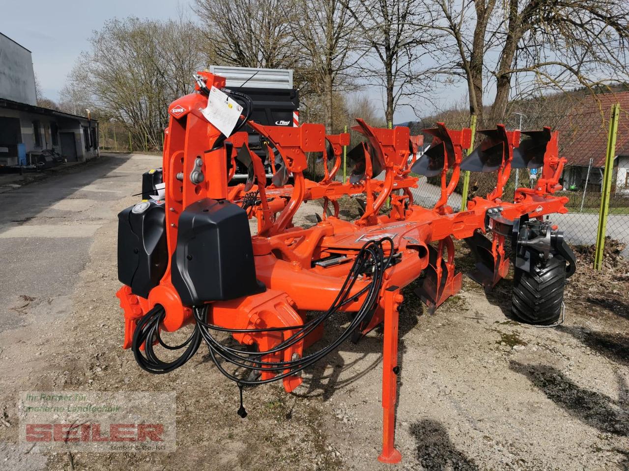 Kuhn Vari-Master L5 NSH - Pluh: obrázok 1 Kuhn Vari-Master L5 NSH - Pluh: obrázok 1