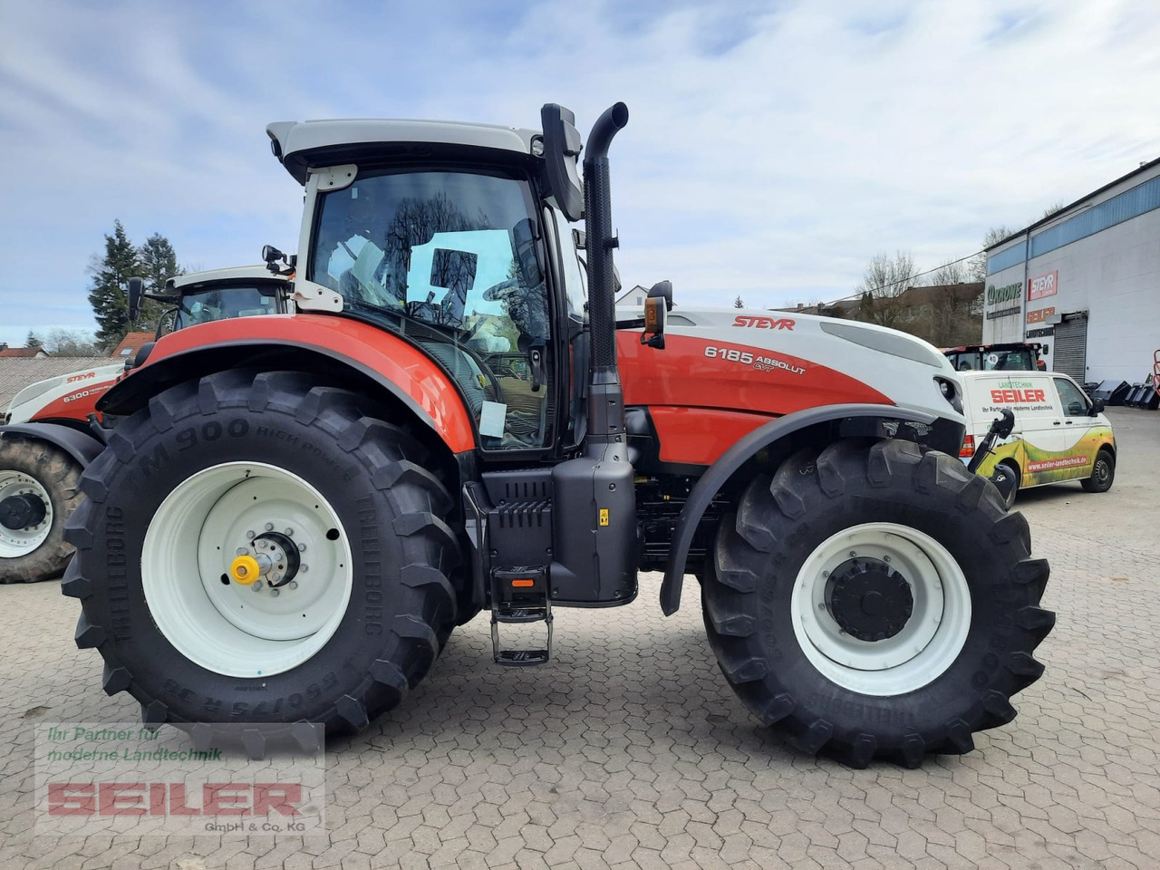 Steyr Absolut 6185 CVT - Traktor: obrázok 4 Steyr Absolut 6185 CVT - Traktor: obrázok 4