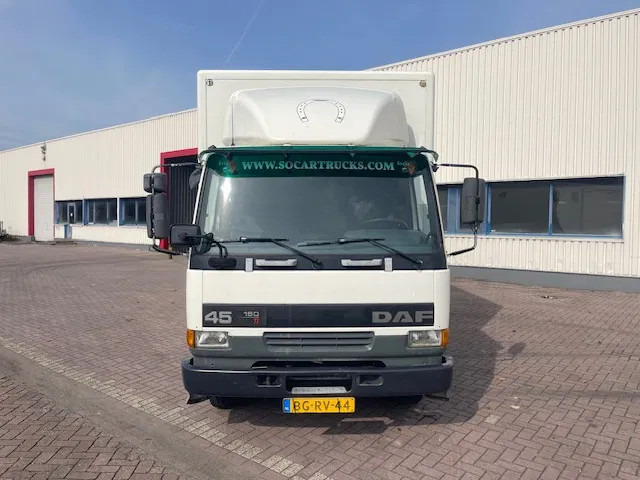 DAF LF 45.130 CLEAN HORSES NL-TRUCK - Nákladné auto na prepravu koní: obrázok 2 DAF LF 45.130 CLEAN HORSES NL-TRUCK - Nákladné auto na prepravu koní: obrázok 2