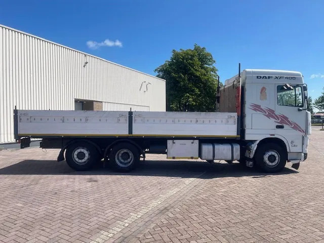 DAF XF 95 8 Tires (6x2) euro 2 - Valníkový/ Plošinový nákladný automobil: obrázok 5 DAF XF 95 8 Tires (6x2) euro 2 - Valníkový/ Plošinový nákladný automobil: obrázok 5