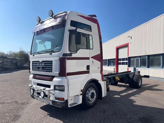 MAN TGA 18.460 Euro 3 Manual-gear Retarder - Podvozek s kabinou: obrázok 3 MAN TGA 18.460 Euro 3 Manual-gear Retarder - Podvozek s kabinou: obrázok 3