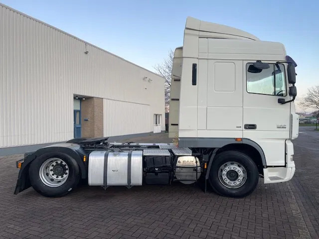 DAF XF 105.410 Euro 5 2 tanks Retarder Automatic - Ťahač: obrázok 2 DAF XF 105.410 Euro 5 2 tanks Retarder Automatic - Ťahač: obrázok 2