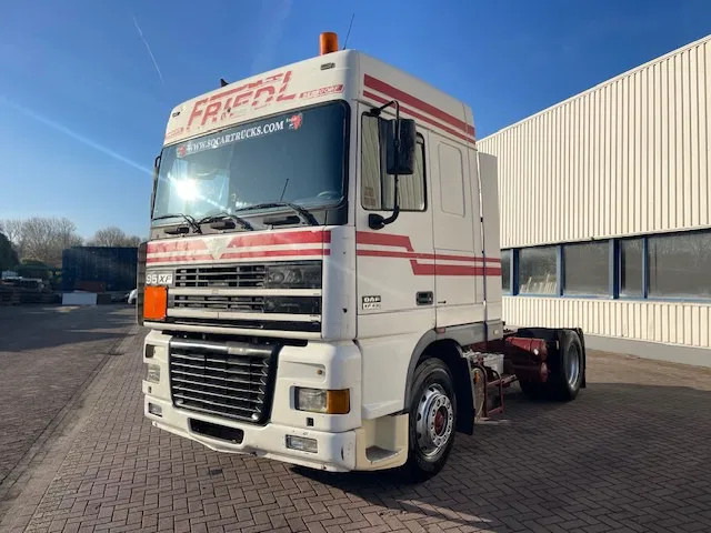 DAF XF 95.430 Manual-Gear Euro 3 - Ťahač: obrázok 3 DAF XF 95.430 Manual-Gear Euro 3 - Ťahač: obrázok 3